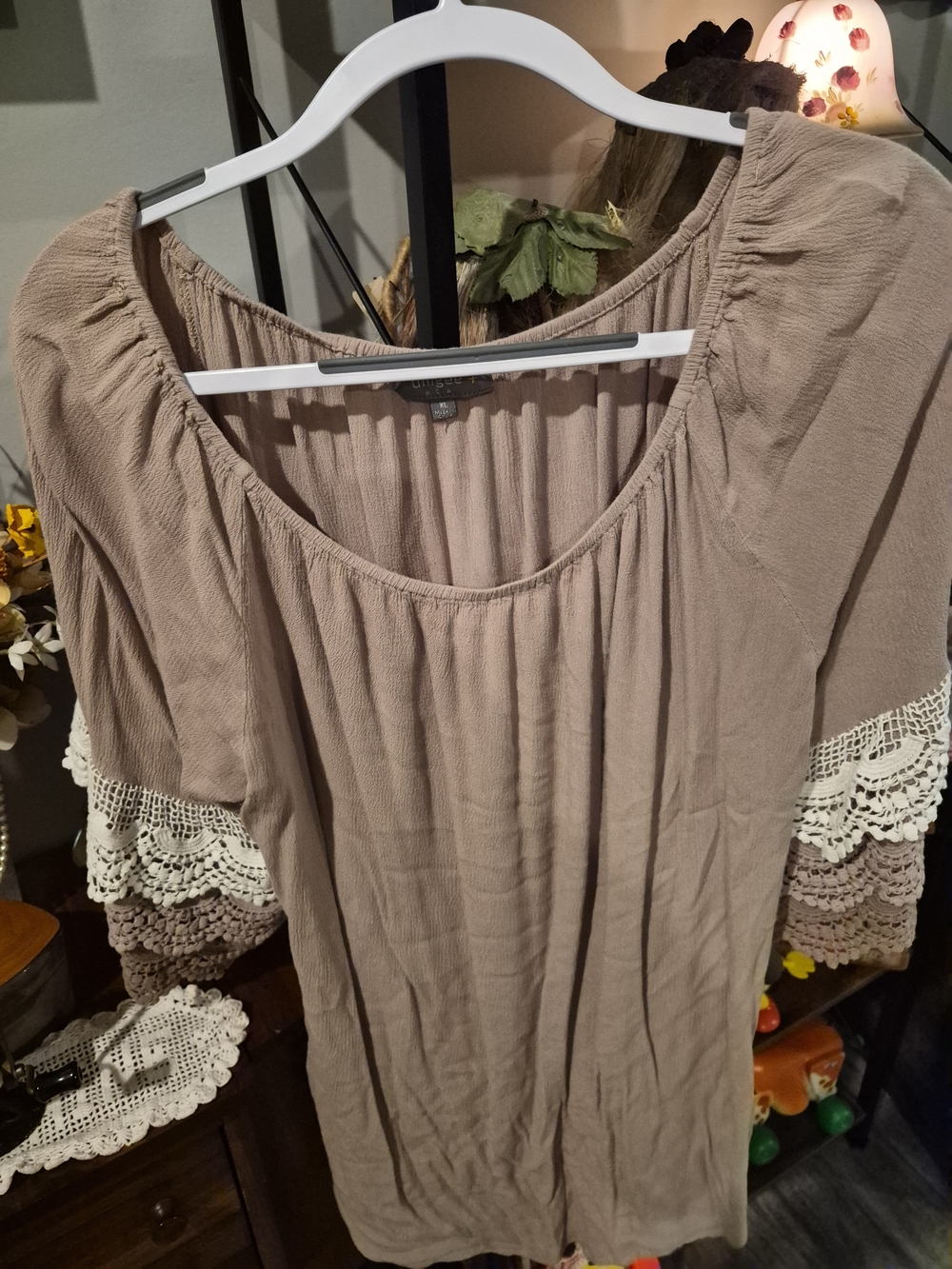 Umgee Mauve-Taupe Crochet Sleeve Tunic Top